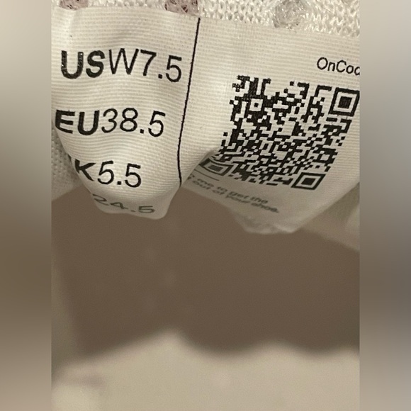 ON CLOUDMONSTER WOMEN sneakers - Picture 9 of 16